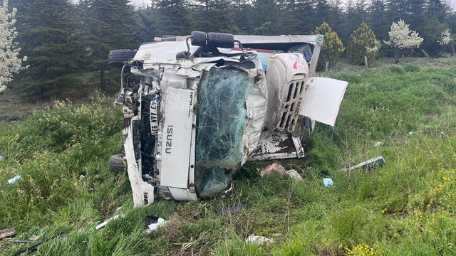 Afyonkarahisar'da trafik kazalarında 6 kişi yaralandı