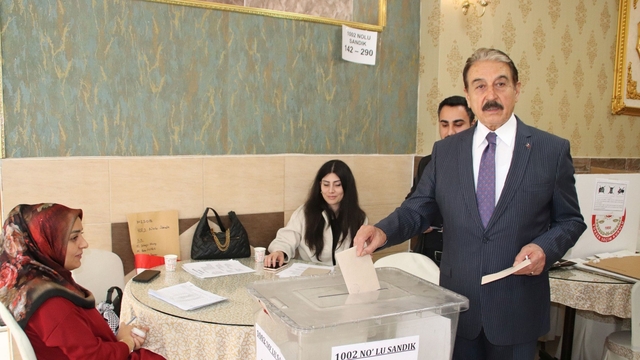 Malatya'da MESOB Genel Kurulu
Şevket Keskin yeniden başkan seçildi