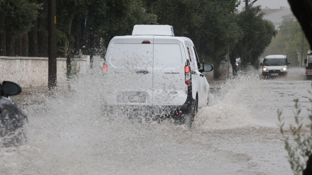 Muğla'nın Menteşe, Kavaklıdere ve Yatağan ilçelerine yağmur ve kar yağışı uyarısı