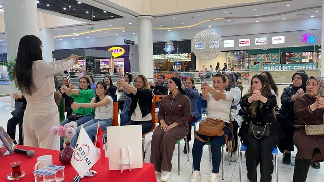 Mardian Mall'da Elif Erdenay ile ilham veren buluşma