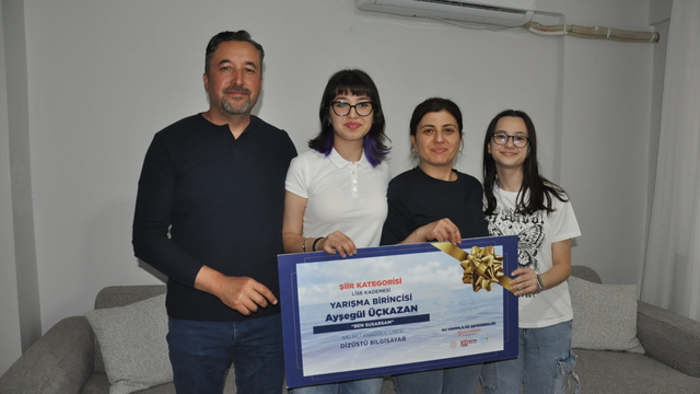 Manisalı lise öğrencisi şiiriyle Türkiye birincisi oldu
