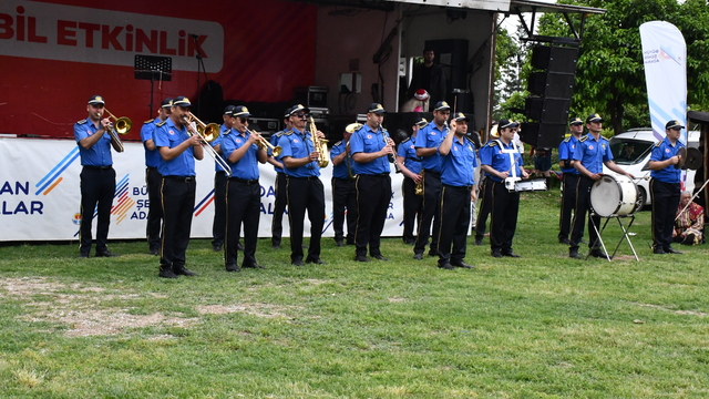 Adana'da 22. Uluslararası Çukurova Yörük Türkmen Şöleni başladı