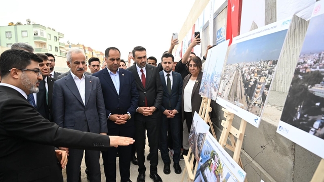 Bakan Uraloğlu: Hızlı Tren Projesi'nin Mersin- Adana arasını önümüzdeki sene hizmete açacağız