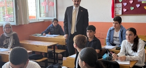 Tuzluca kaymakamı Abdüllatif Yılmaz'dan okul ziyareti