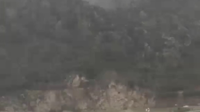 Kilometrelerce ters yönde ilerledi, kaza kıl payı atlatıldı