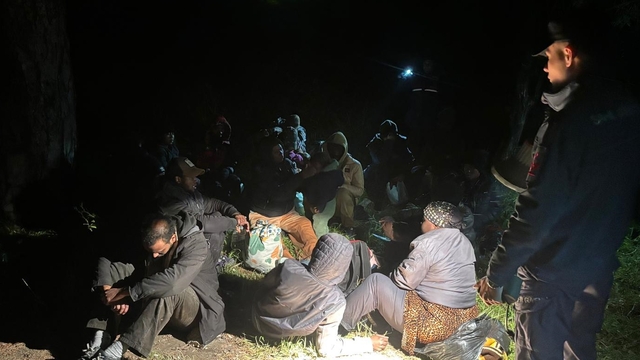 Balıkesir'de 31 düzensiz göçmen yakalandı