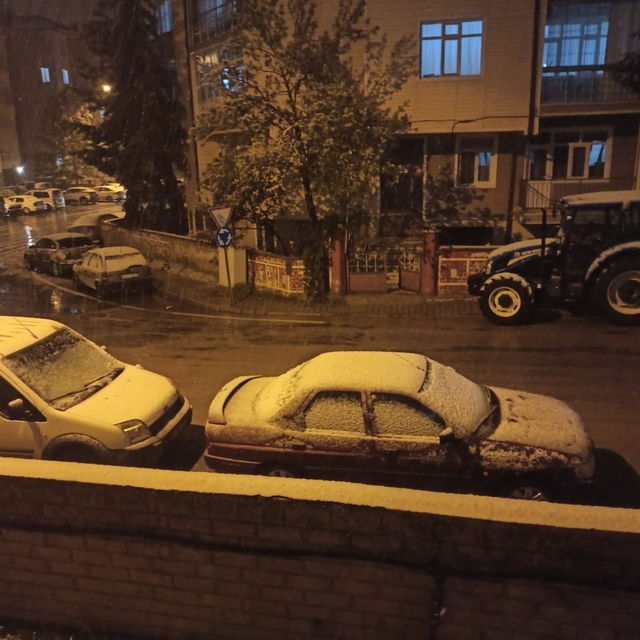 Konya'da Mayıs ayında kar yağdı