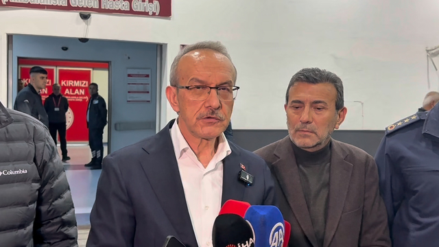 Malatya'da otobüs devrildi: 3 ölü, 41 yaralı (2)