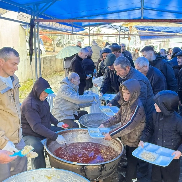 Yenice'de Çal köyü hayrı yapıldı