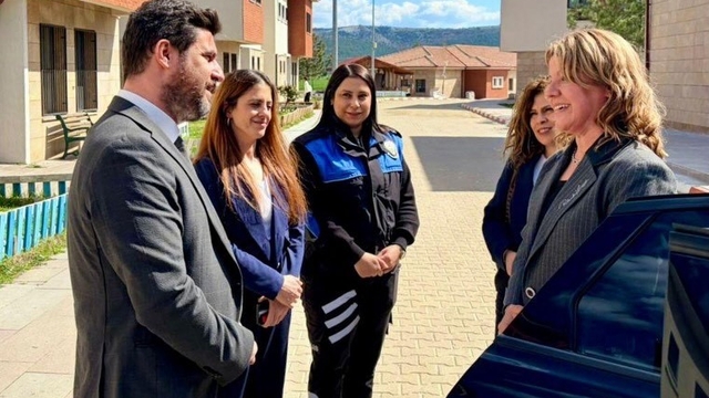 Başkan Çağlar'dan koruma altındaki çocuklar ile anlamlı buluşma
