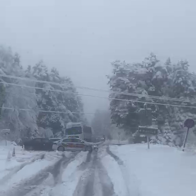 Bolu Dağı'nda kar yağışı (2)