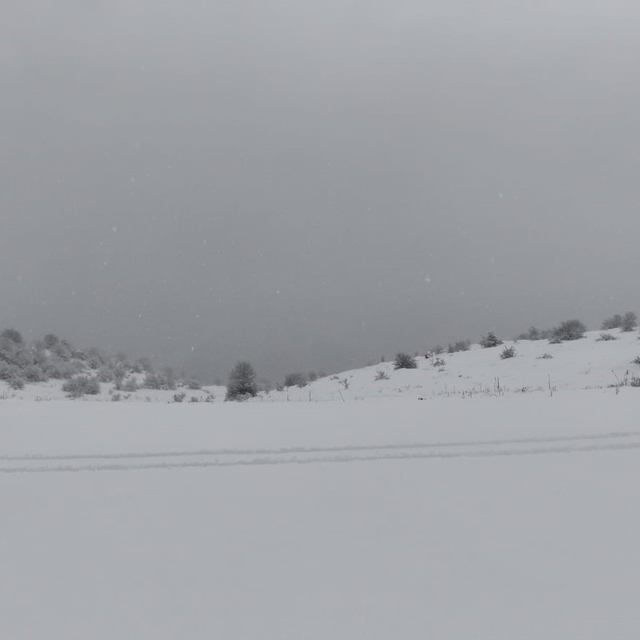 Keltepe Kayak Merkezi'nde kar yağışı etkili oldu