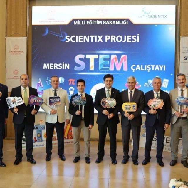 Mersin'de 100 öğretmen STEM için buluştu