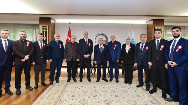Başkan Büyükkılıç: "Vakıf geleneği, toplumsal dayanışmanın en güçlü örneklerinden biridir"