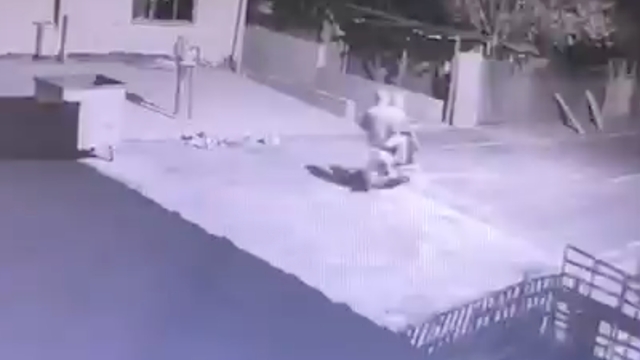 Kapaklı'da motosikletli hırsızlar inşaattan kablo çaldı