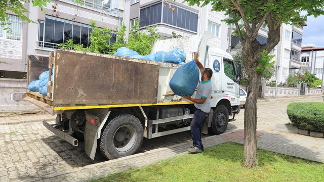 Nazilli Belediyesi'nden eş zamanlı hizmet atağı