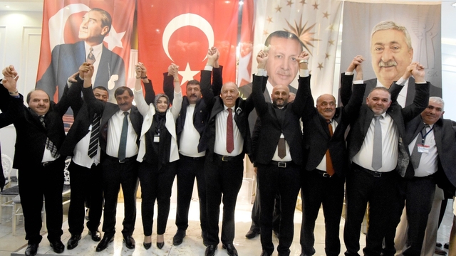 Erzurum ESOB'ta 7'nci kez güven tazeleyen Başkan Fırat: "Seçimler gönüllere girmekle kazanılıyor"