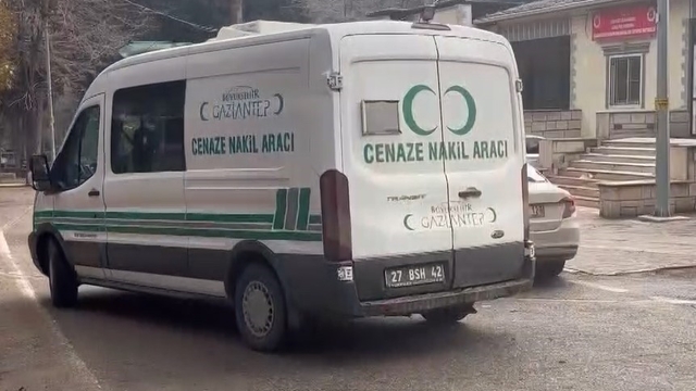 Gaziantep'te bıçaklı saldırıya uğrayan genç hayatını kaybetti