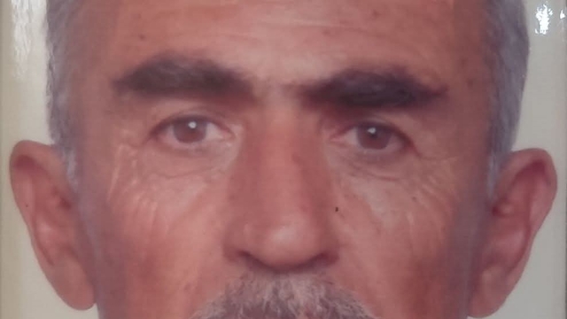 Yanan evde mahsur kalan yaşlı çift hayatını kaybetti
