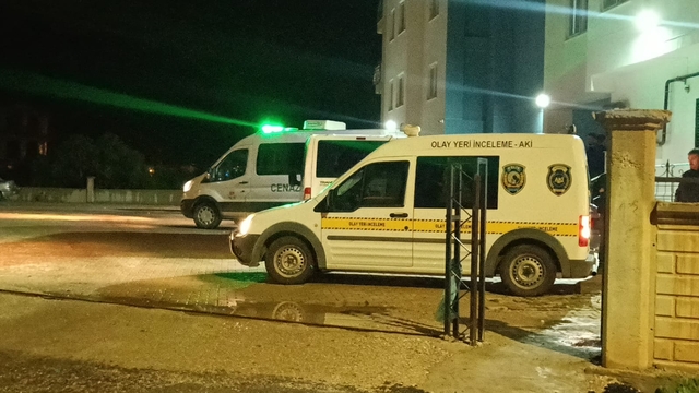 Adana'da eski çalışma arkadaşının silahla vurduğu kişi öldü