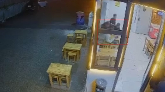 Adana'da 5 döner yiyip hesap ödemeden gittiler