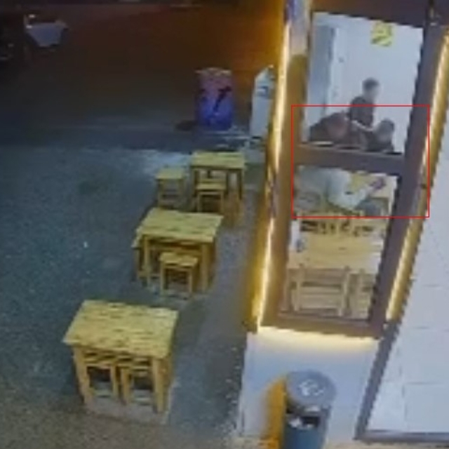 Adana'da 5 döner yiyip hesap ödemeden gittiler
