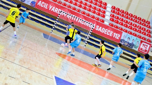Bilecik'te futsal çeyrek final heyecanı sürüyor