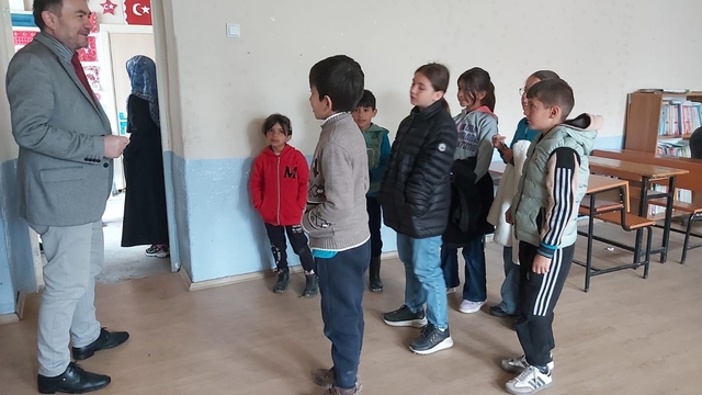 Emirdağ'da öğrencilere Kur'an kursları tanıtıldı