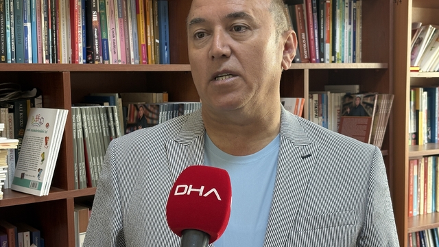 Prof. Dr. Dilci: Dijital mecralar manipülasyonla insan davranışlarını etkiliyor