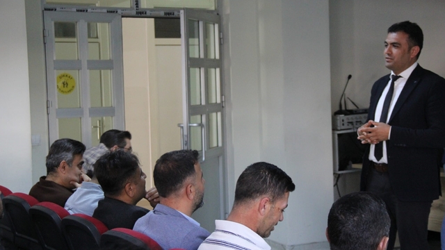 Cizre'de ehliyet sınav sorumlularına kritik eğitim