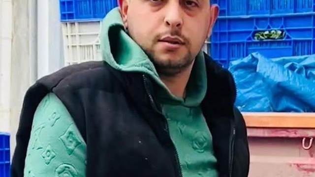 Refüje çarpan kamyonetin sürücüsü Tuncay, hayatını kaybetti
