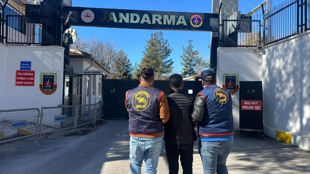 Diyarbakır'da çeşitli suçlardan aranan 115 kişi yakalandı