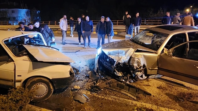 Ters istikametteki alkollü sürücü kazaya yol açtı: 6 yaralı