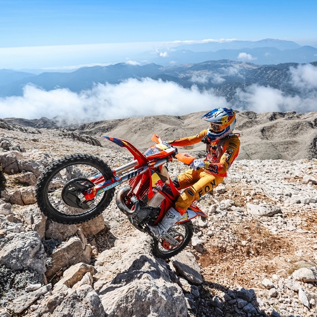 Enduro tutkunları 3 bin 200 rakıma tırmanacak
Ağrı, Türkiye Skıl Enduro ve...