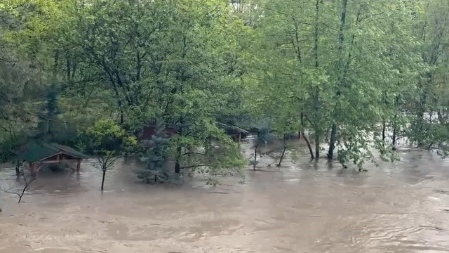 Tokat'ta yazın serinleten kamelyalar sular altında kaldı