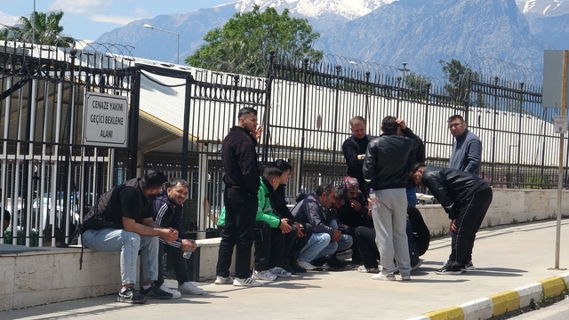 Genç motokurye geçirdiği kazada hayatını kaybetti