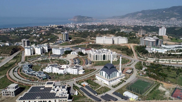 ALKÜ'de TÜBİTAK destek almaya hak kazandı
Rektör Türkdoğan: "Bilimsel projelerle üniversitemizin ulusal ve uluslararası alandaki görünürlüğünü artırmayı hedefliyoruz''