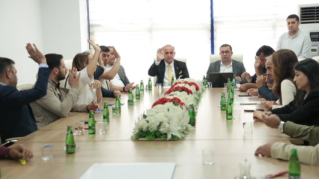 İncirliova'ya iki yeni çöp kamyonu