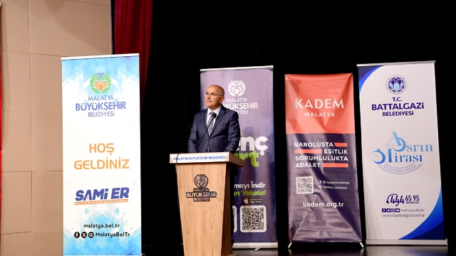 Başkan Er: "Gençlere yönelik ciddi yatırımlarımız devam ediyor"