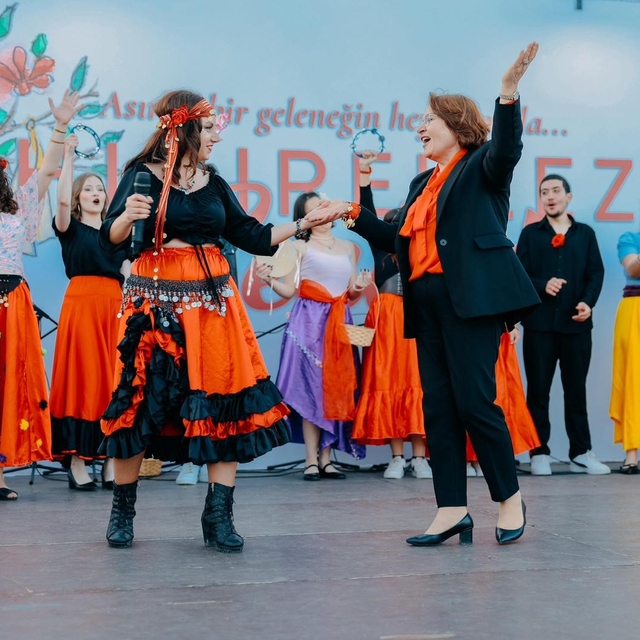 Didim Belediyesi'nden hıdırellez şenliği