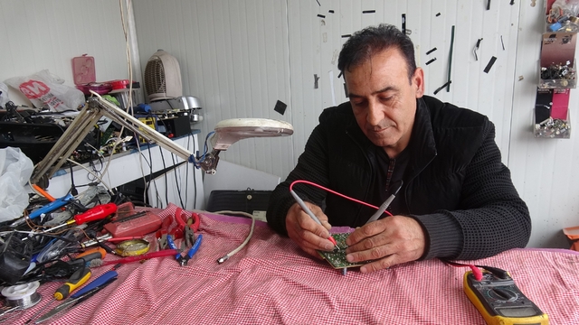 Televizyon tamirciliği dijitalleşmeye direniyor