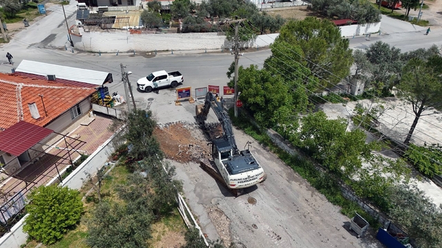 Düğerek'te yol çalışmaları başladı