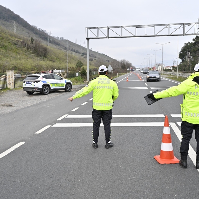 Ordu'da bir haftada 15 binden fazla araç ve sürücüsü denetlendi