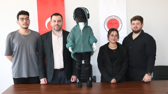 Yozgat'ta üniversite öğrencileri serebral palsili çocuklar için giysi projesi hazırladı