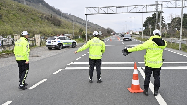 Ordu'da bir haftada 15 binden fazla araç ve sürücüsü denetlendi