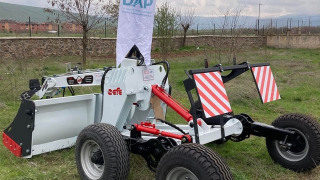 Güroymak Tarım ve Orman İlçe Müdürlüğünün makine projesi desteklendi