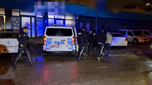 Alacak verecek kavgasına polis ekipleri müdahale etti