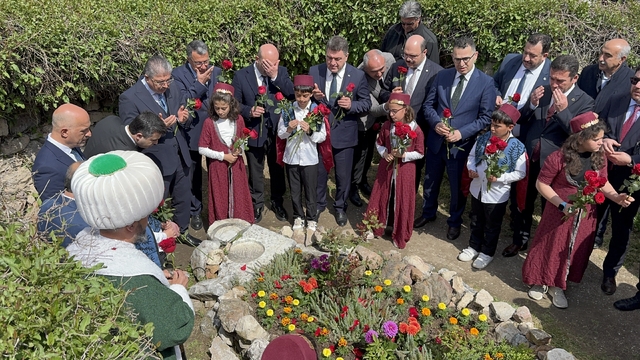 Yunus Emre vefatının 705'nci yılında anıldı