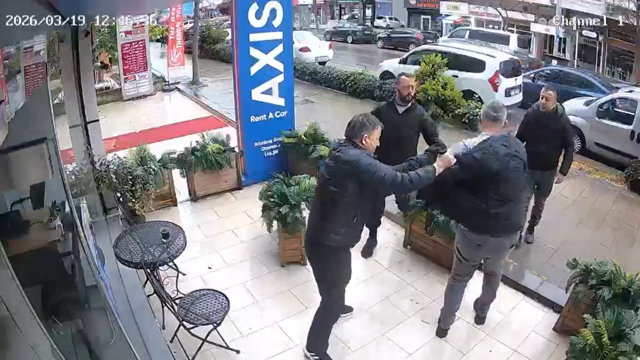 Yalova'da kardeşini haraç için vurdurduğu ileri sürülen ağabeyden iddialara yalanlama
Saldırı öncesi yaşanan kavganın görüntüleri ortaya çıktı