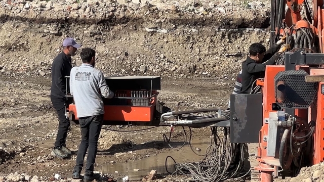 Yüksekova'da depreme dayanıksız olduğu için yıkılan okul "Jet Grout" sistemiyle yeniden yükseliyor